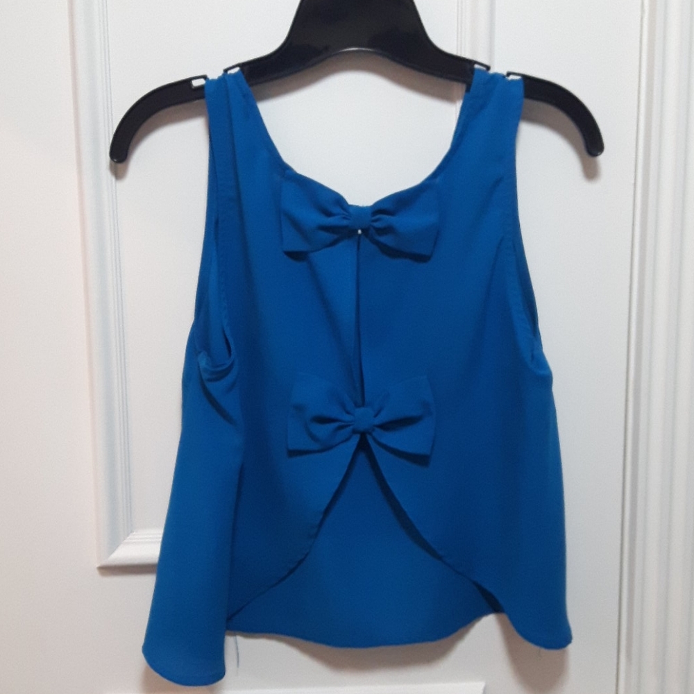 🛍 cobalt blue tank with bows